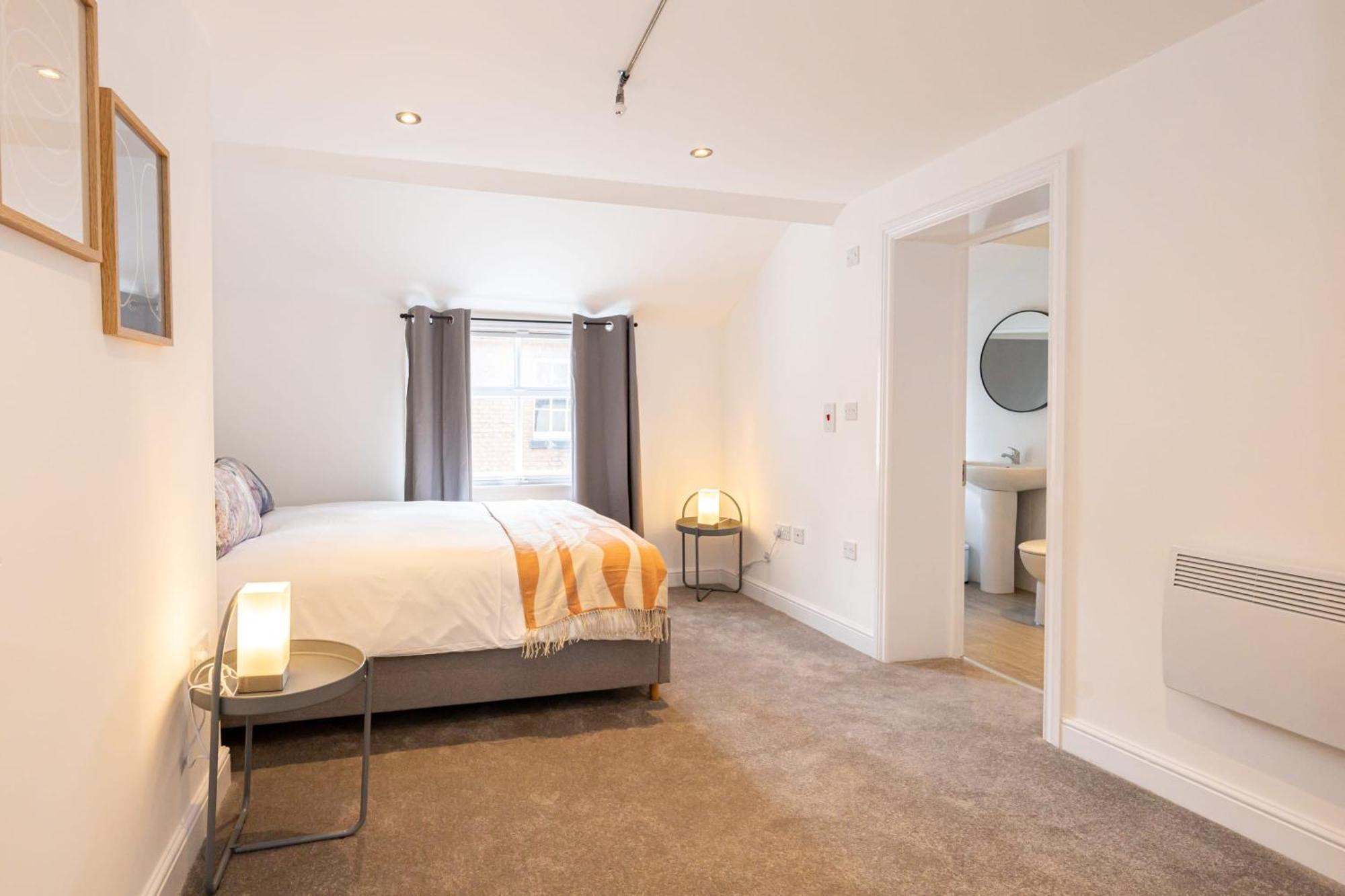 Beautiful 1 Bed 20Mins To Central Manchester Bolton Exterior photo