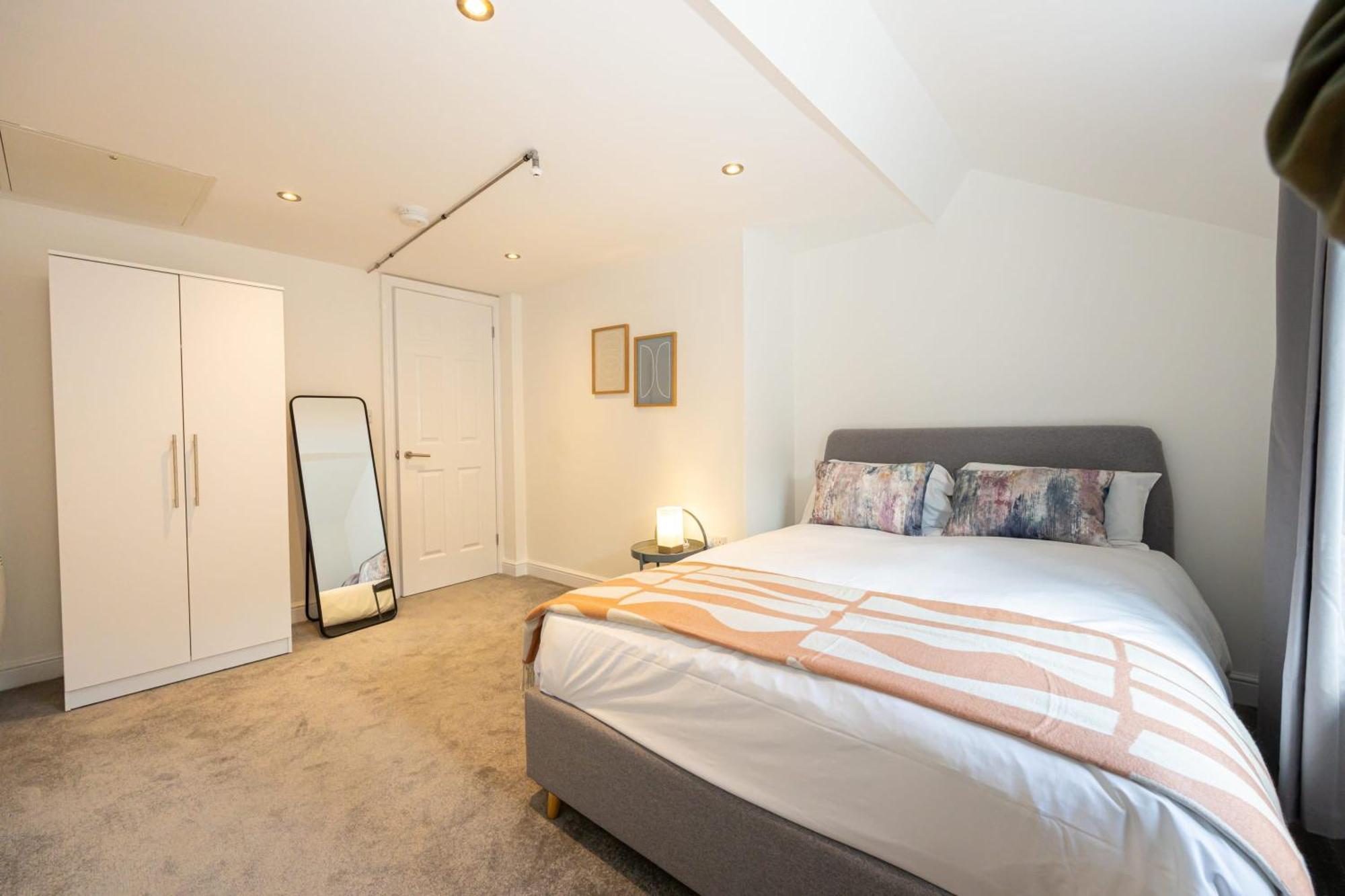 Beautiful 1 Bed 20Mins To Central Manchester Bolton Exterior photo