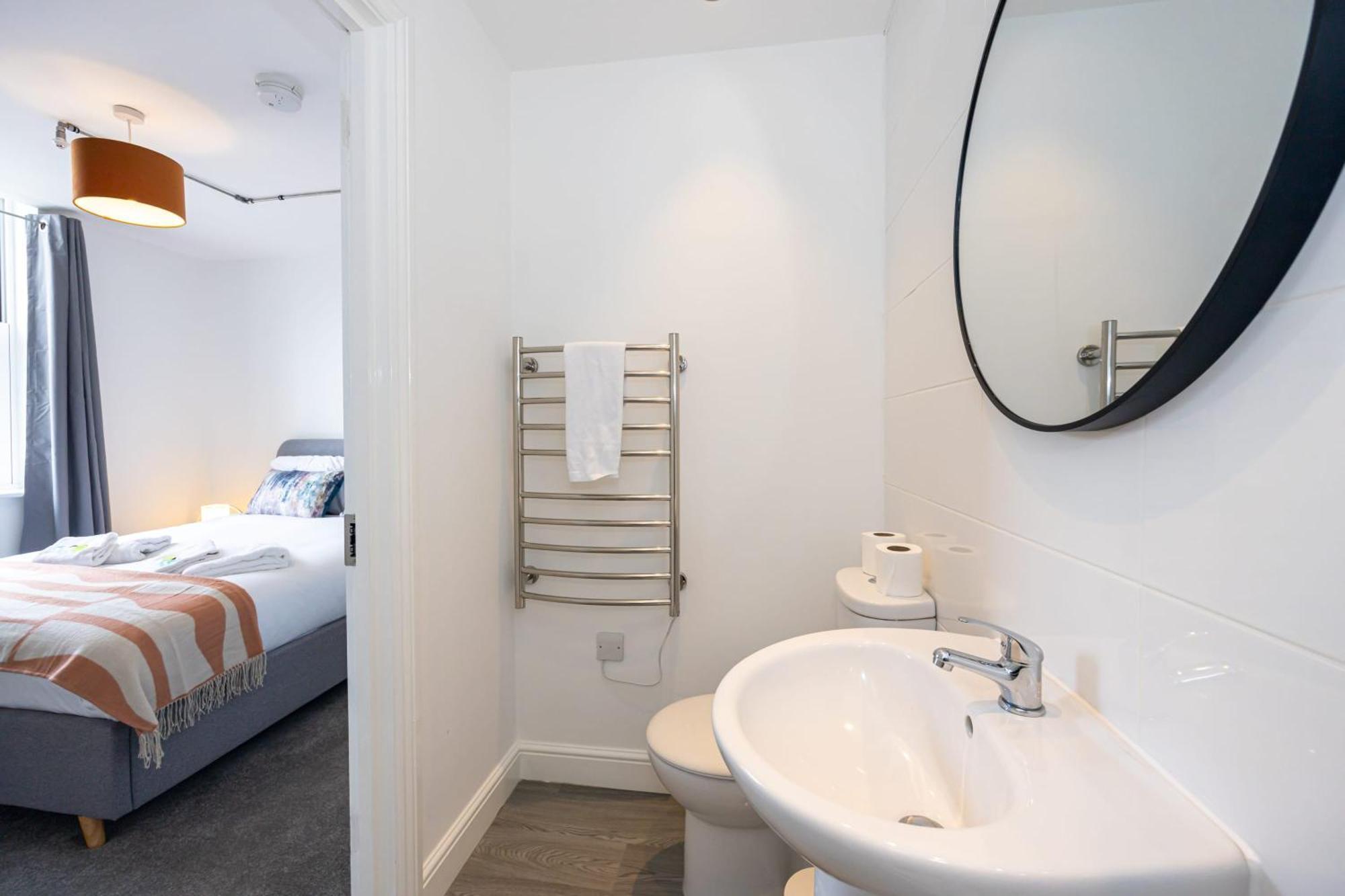 Beautiful 1 Bed 20Mins To Central Manchester Bolton Exterior photo