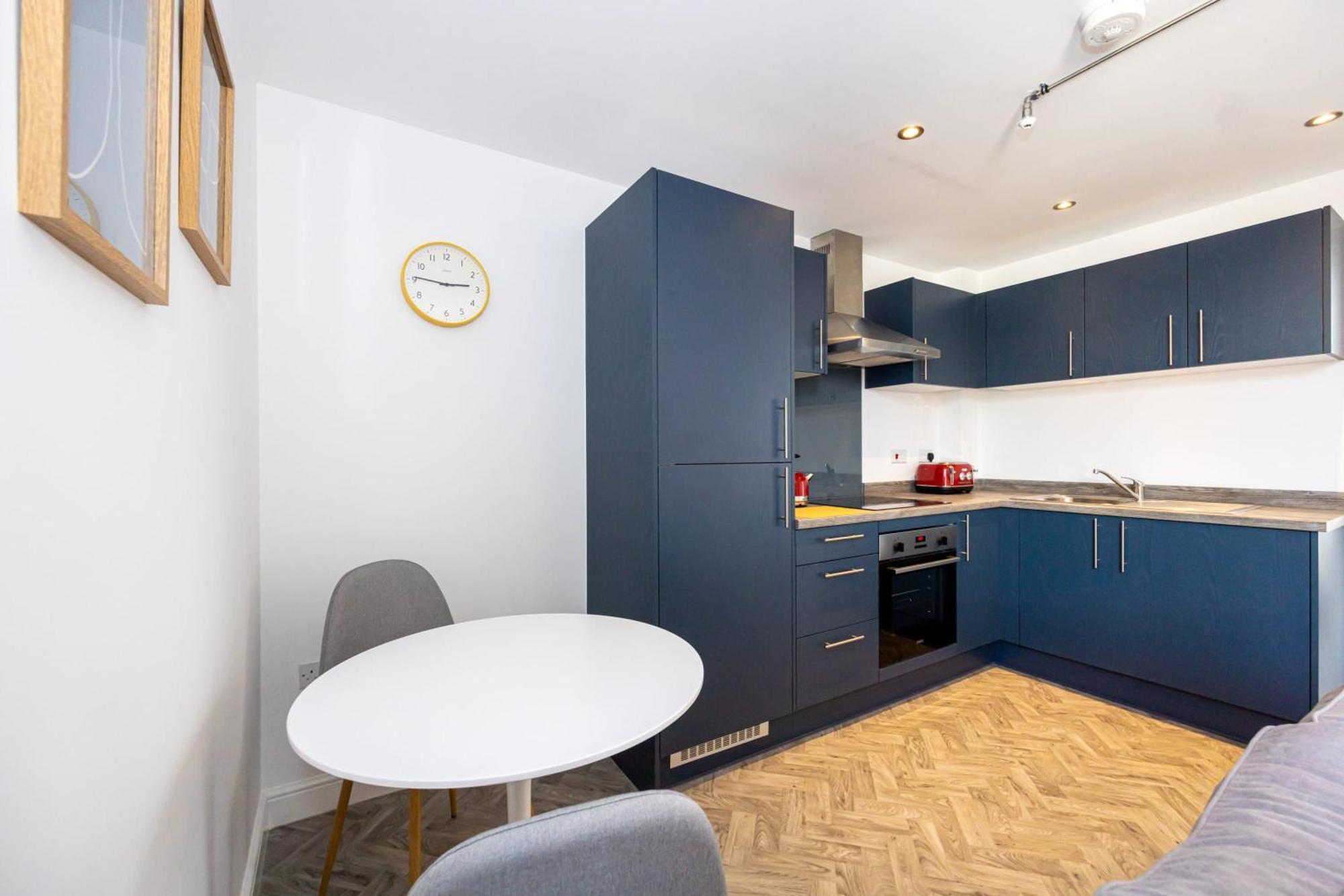 Beautiful 1 Bed 20Mins To Central Manchester Bolton Exterior photo