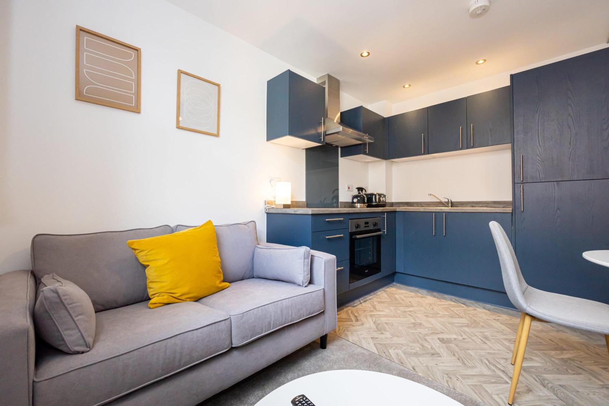 Beautiful 1 Bed 20Mins To Central Manchester Bolton Exterior photo