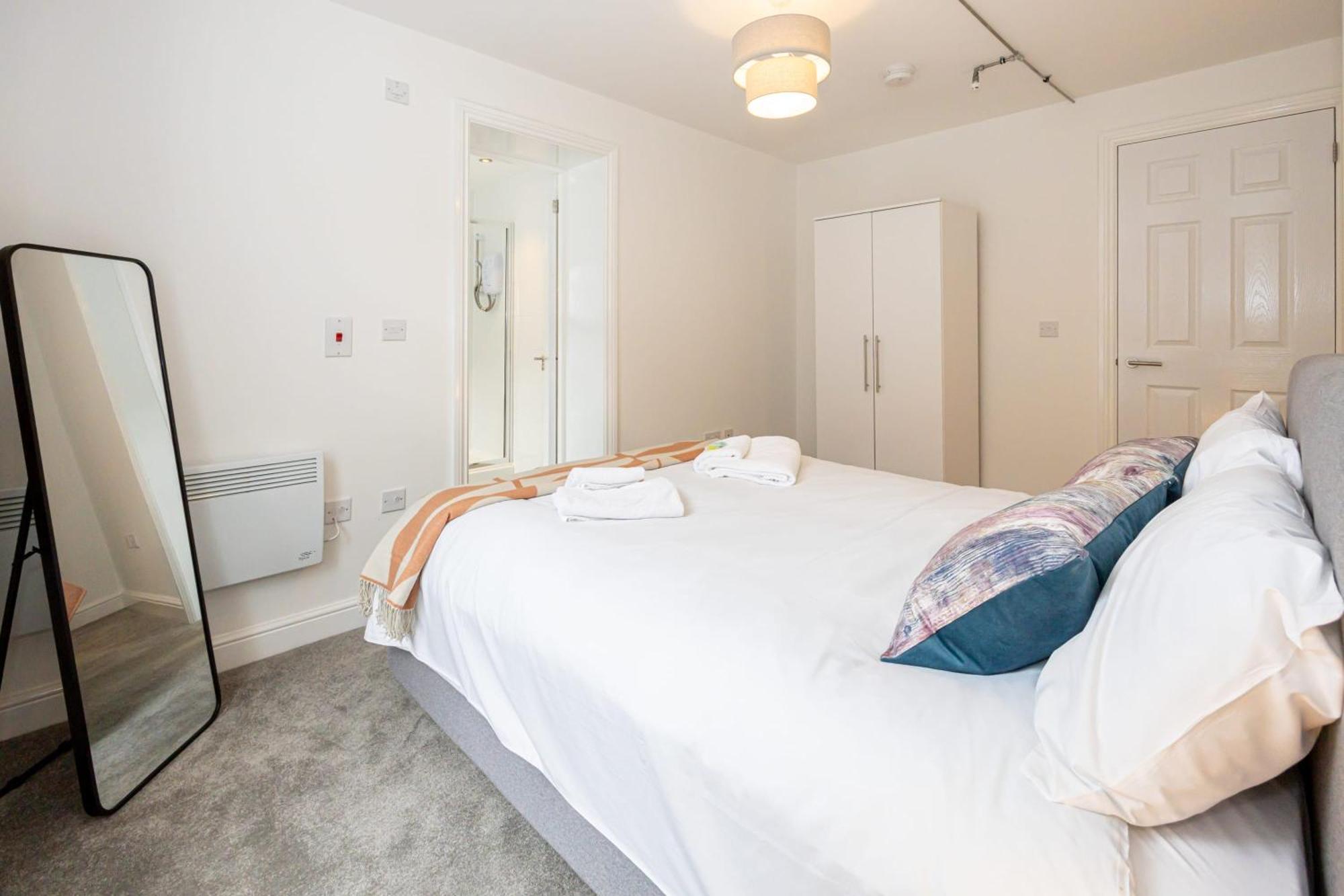 Beautiful 1 Bed 20Mins To Central Manchester Bolton Exterior photo