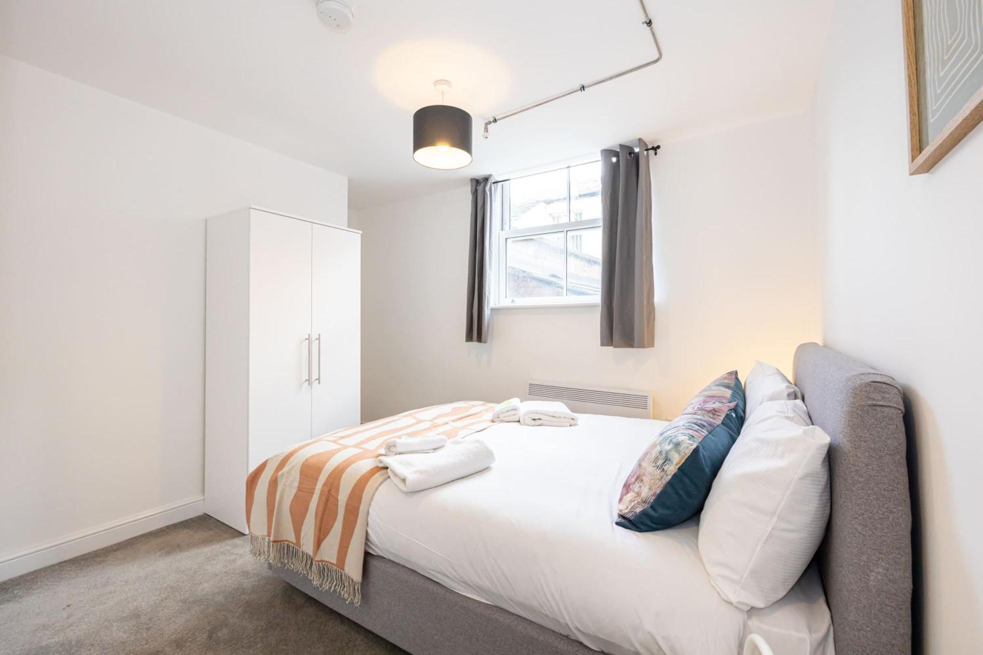 Beautiful 1 Bed 20Mins To Central Manchester Bolton Exterior photo