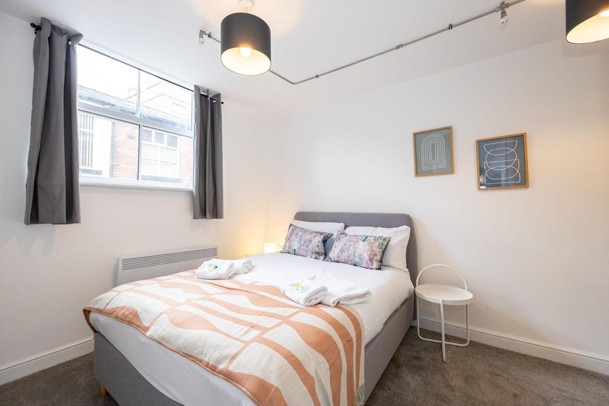 Beautiful 1 Bed 20Mins To Central Manchester Bolton Exterior photo